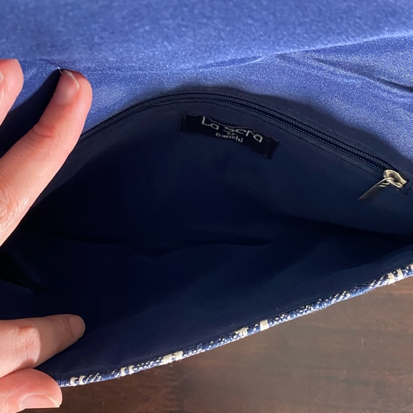 La Sera By Franchi Beaded Crossbody/Clutch - Picture 5 of 6